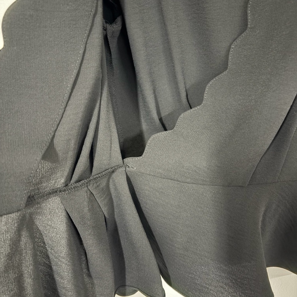 Topshop Scallop Wrap Top in Black NWT - Picture 10 of 11